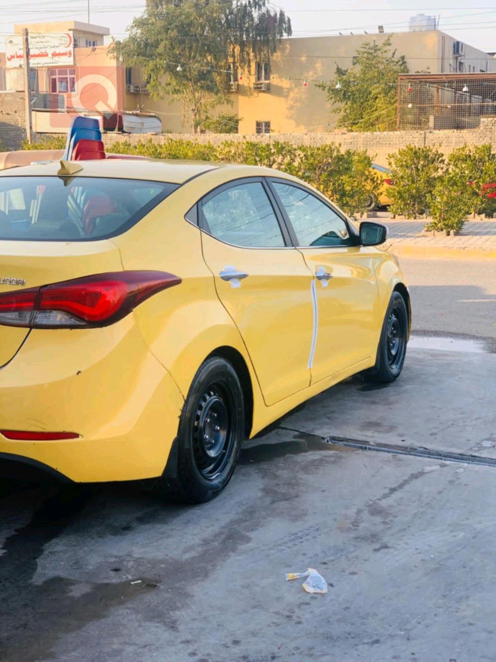 هیوندای ئەلەنترا